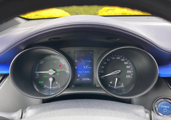 Toyota C-HR cena 68499 przebieg: 229600, rok produkcji 2016 z Piła małe 232